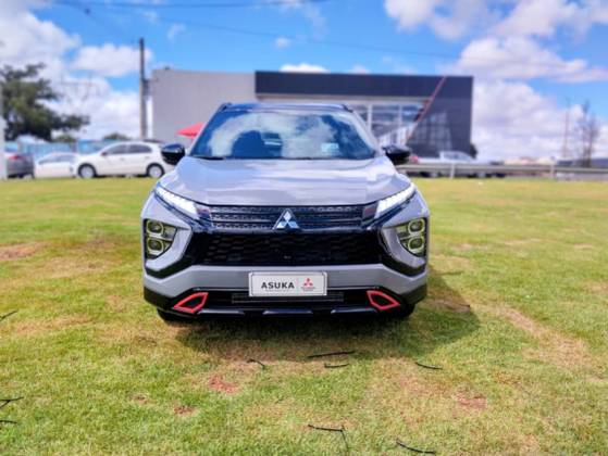MITSUBISHI ECLIPSE CROSS 1.5 MIVEC TURBO GASOLINA HPE BLACK CVT